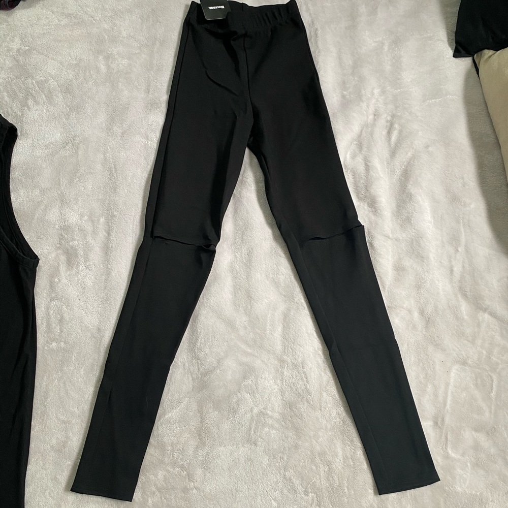 Slit knee leggings